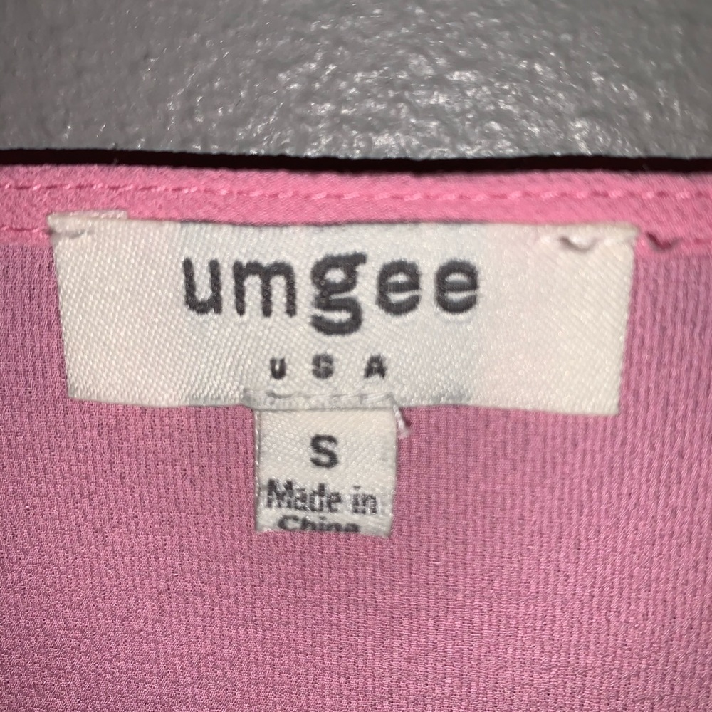 Pink top - Picture 3 of 3